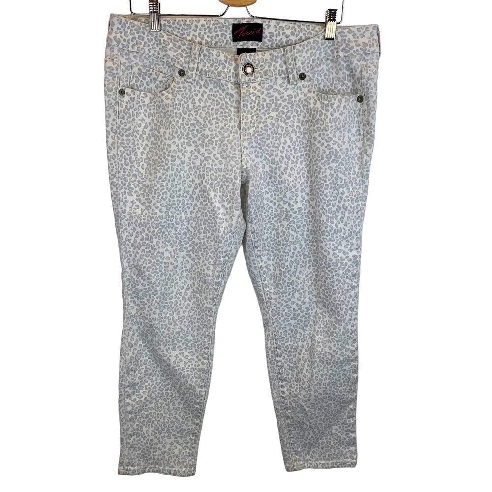 Vintage Torrid sz 14 Animal Print Grey White Cropped Jeans Stretch Denim